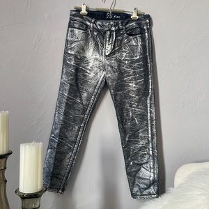 VS Kiss 3/4 Length Foil Jeans Pant